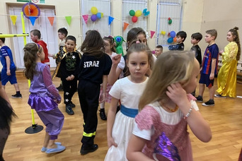 Bal karnawałowy klas I-III